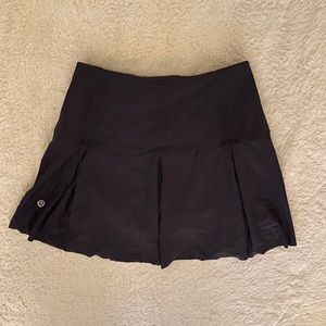 Lulu lemon dark purple tennis skirt size 2